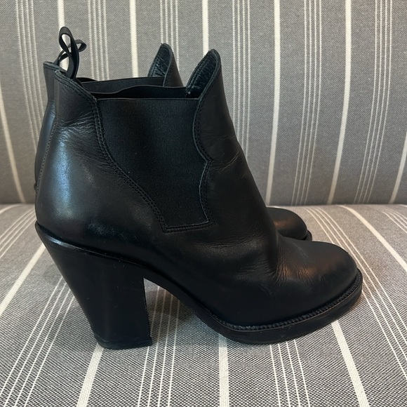 Acne Studios Star Leather Ankle Booties - Picture 14 of 17